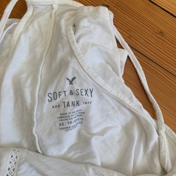 american eagle white tank - Picture 7 of 8